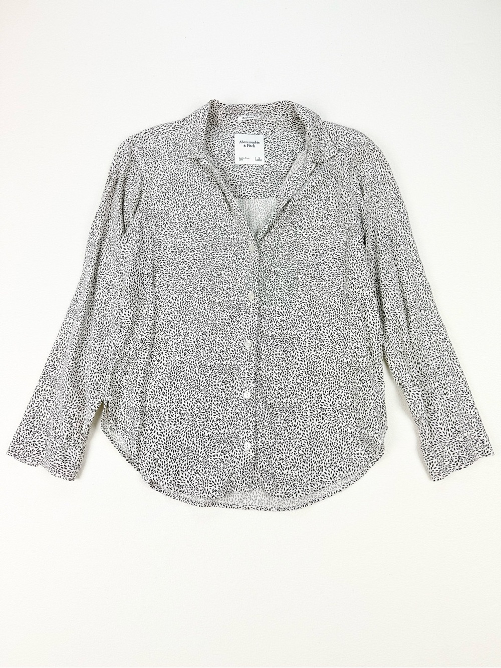 Abercrombie & Fitch Printed Button Front Blouse Black White Lightweight Shirt